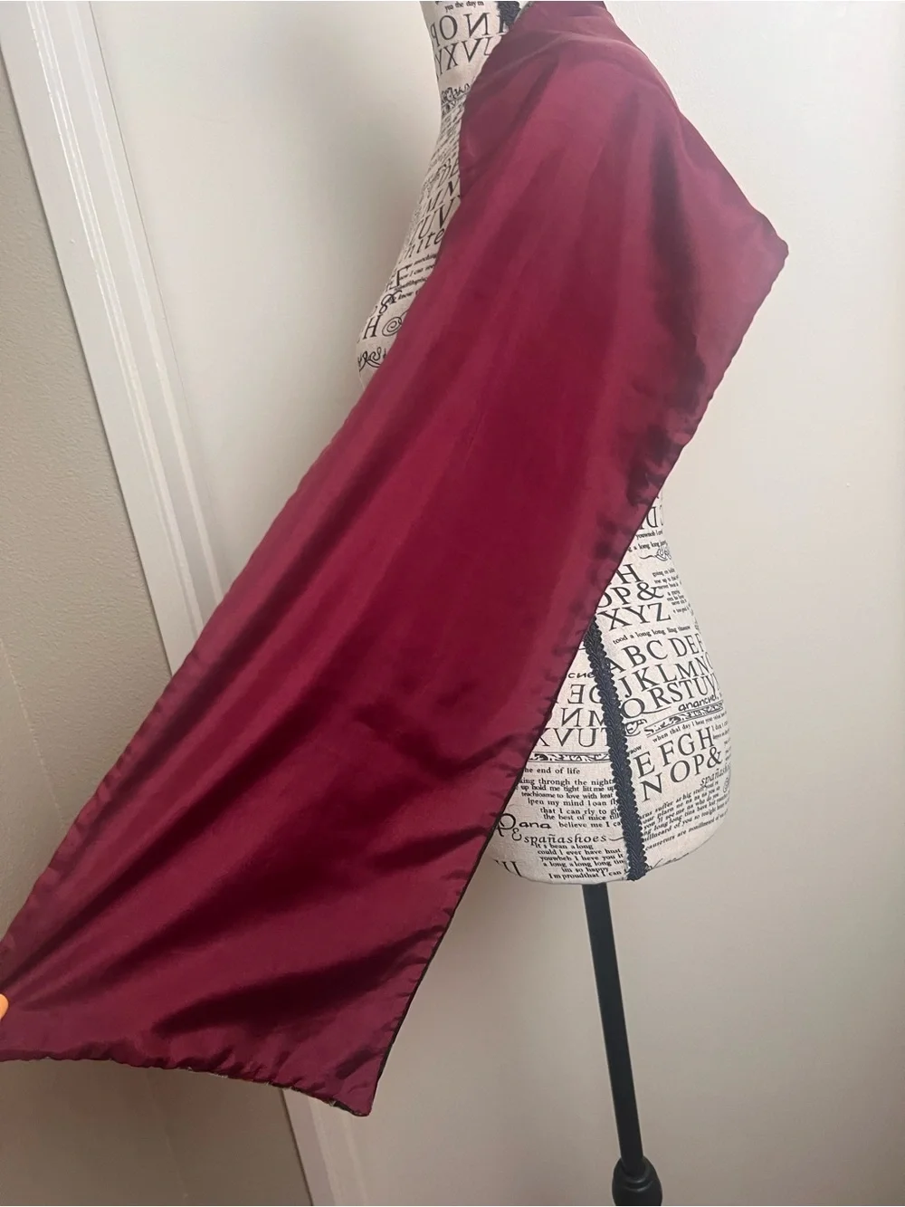 Vintage 100% Silk Velvet Scarf Shawl Green Burgundy Made USA
